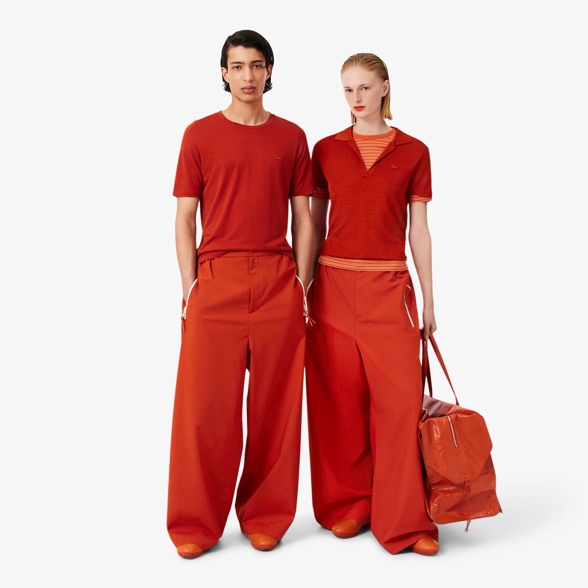 『SS26 Fashion Show』 ルーズフィットタフタパンツ