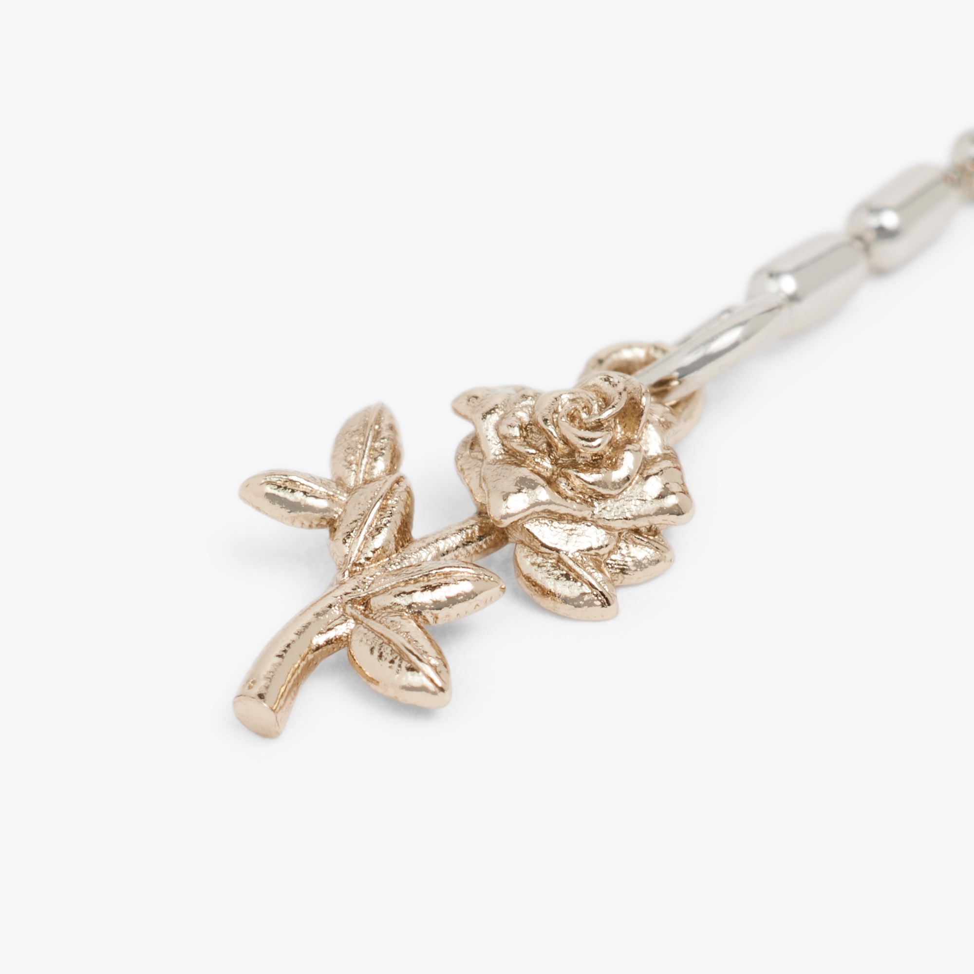 『SS26 Fashion Show』ジュエリー