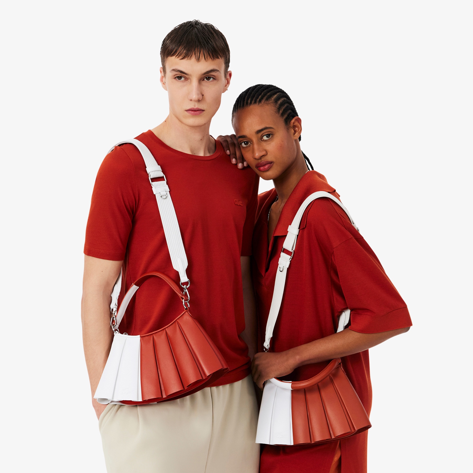 『SS26 Fashion Show』ランラン 2トーンスモールレザーバッグ