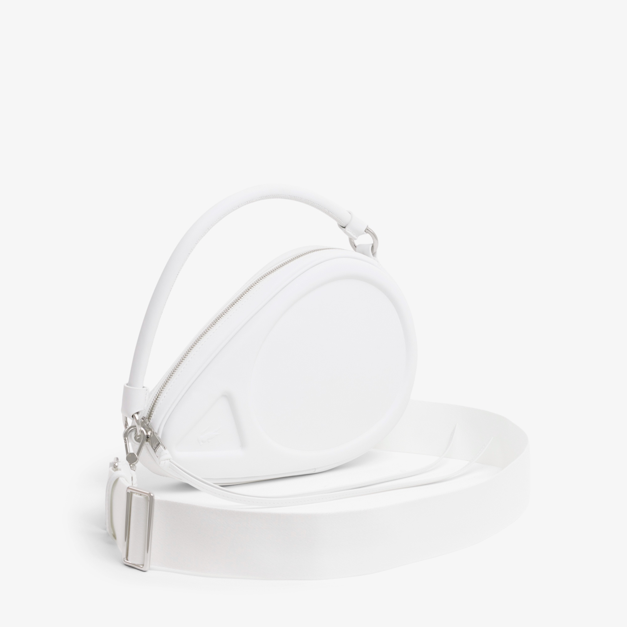 『SS26 Fashion Show』 レザーラケットバッグ