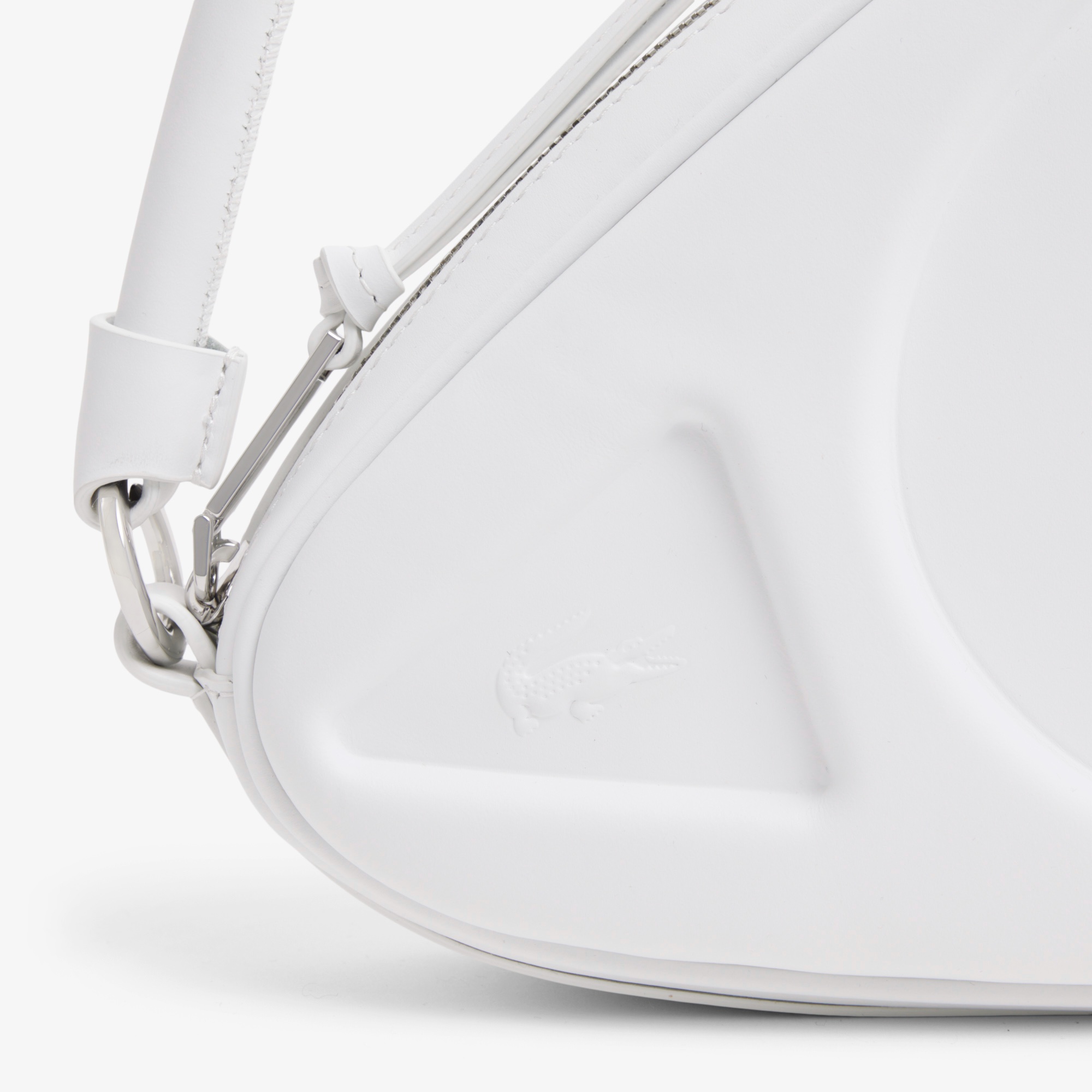 『SS26 Fashion Show』 レザーラケットバッグ