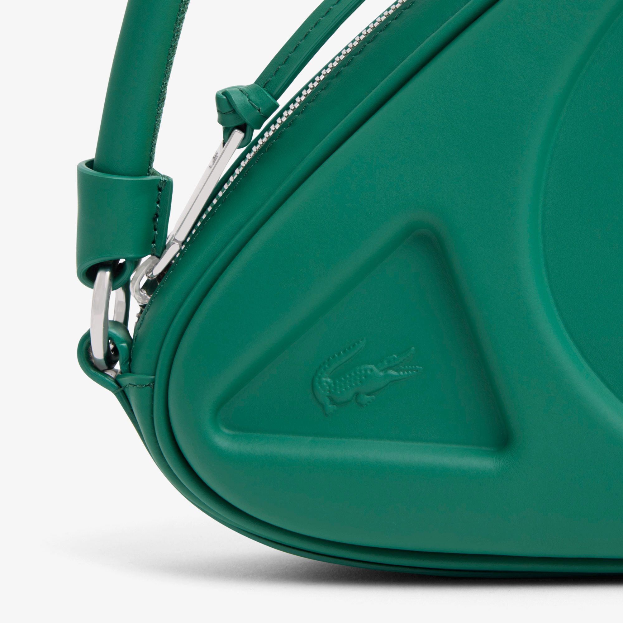 『SS26 Fashion Show』 レザーラケットバッグ