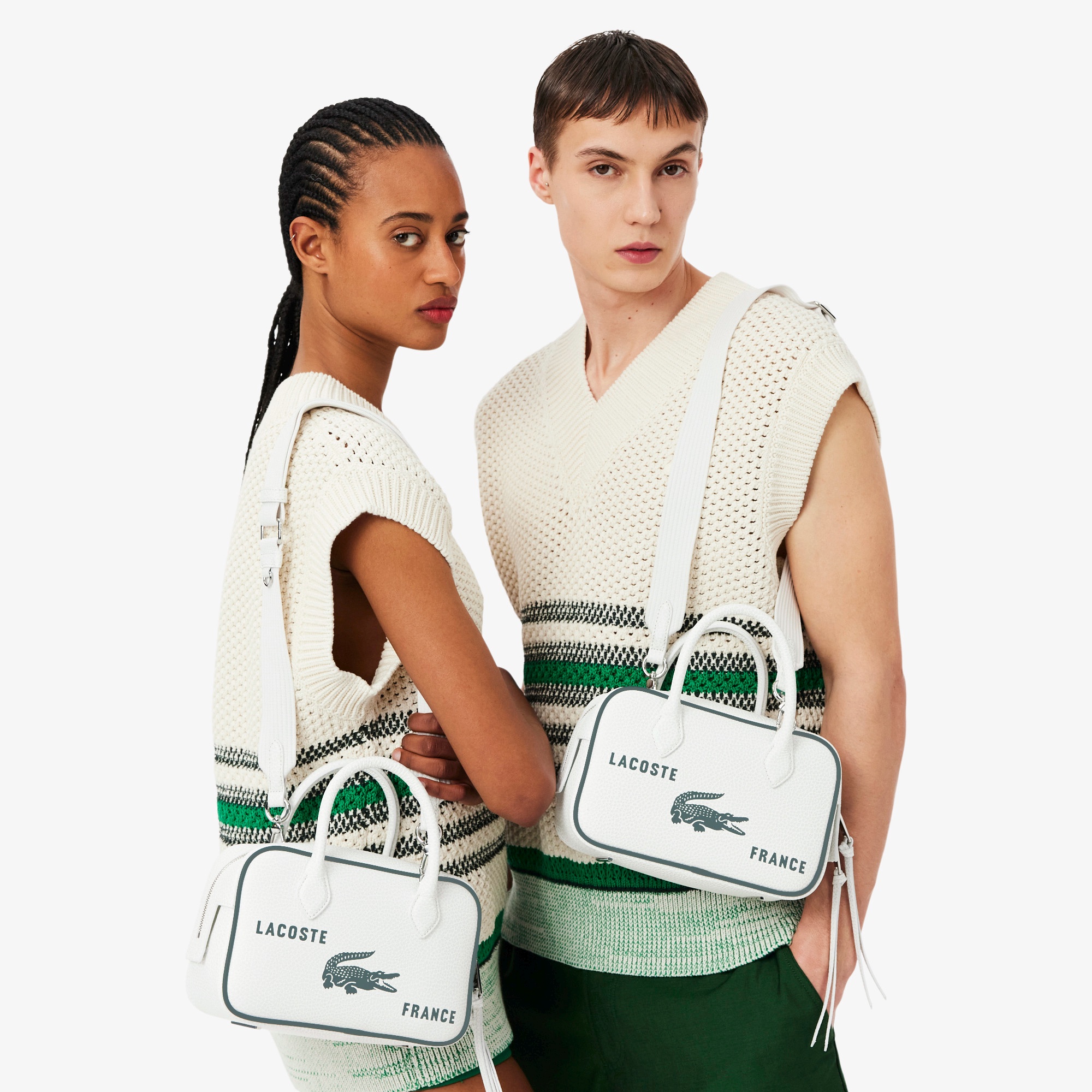 『SS26 Fashion Show』 プリントレザースモールジムバッグ