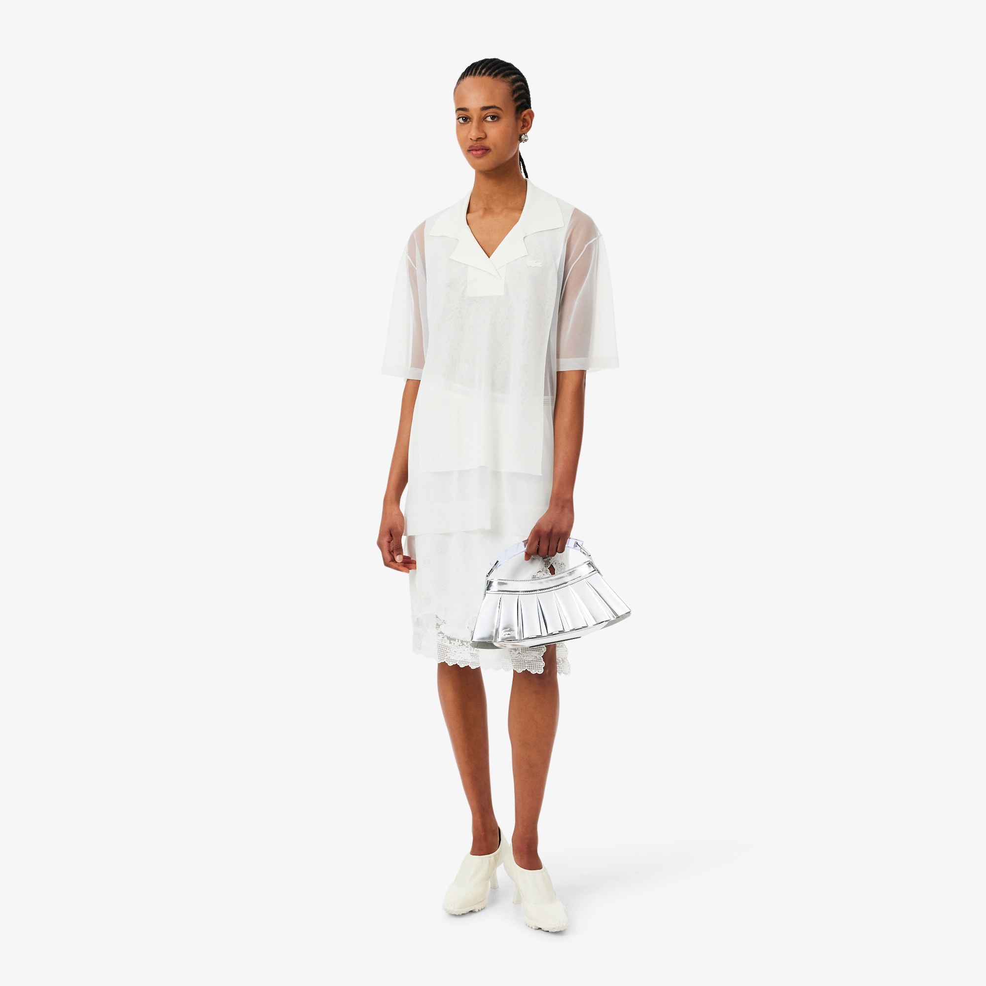 『SS26 Fashion Show』ランラン ミラーレザーハンドバッグ