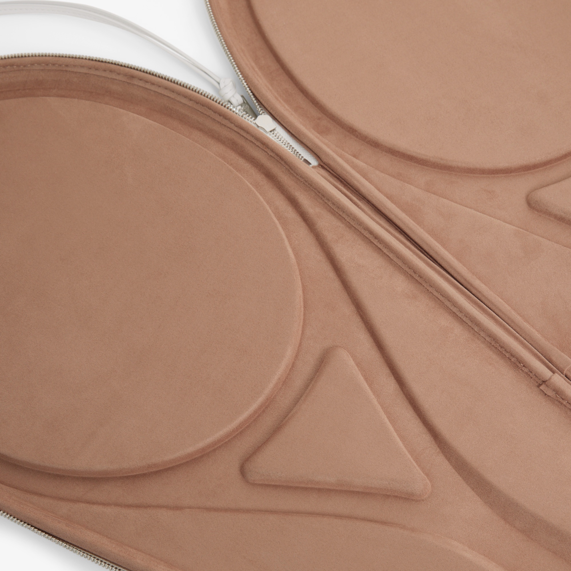 『SS26 Fashion Show』 ラージレザーラケットバッグ