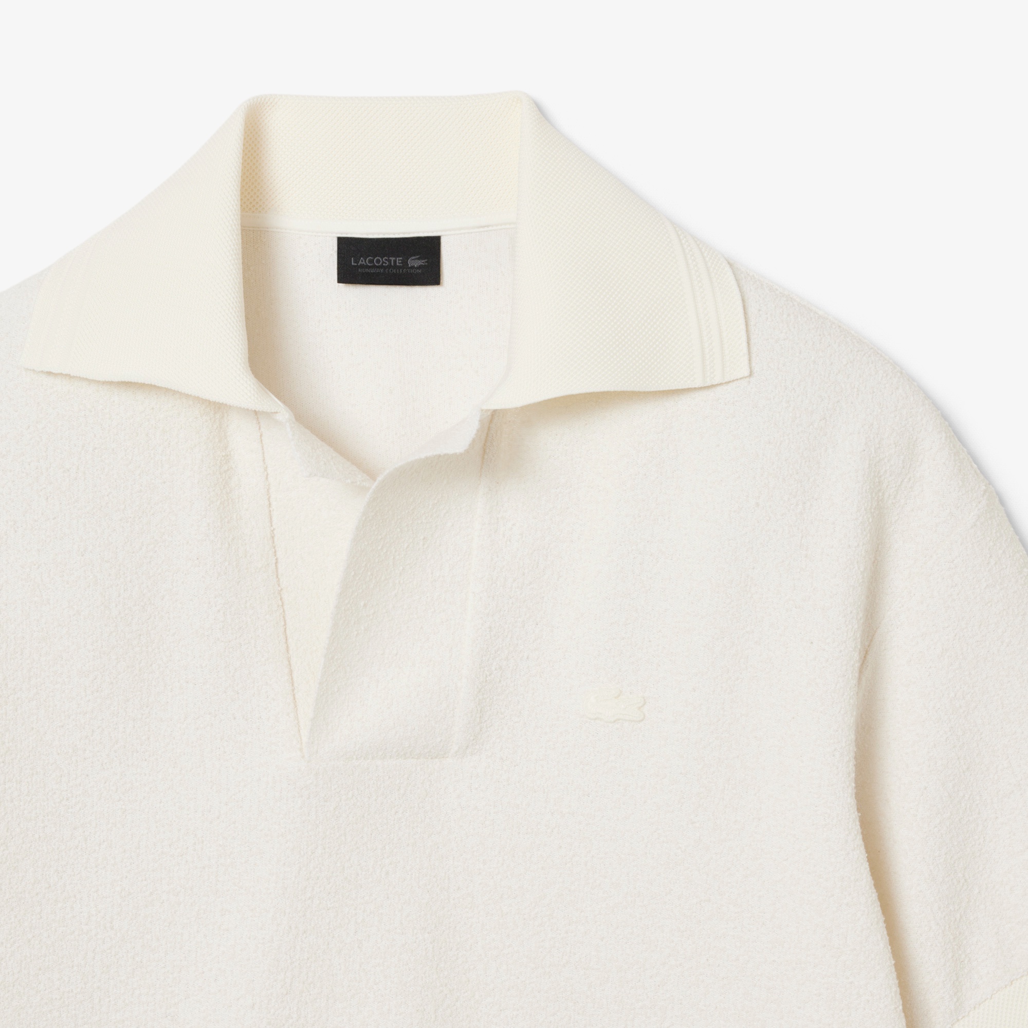 『SS26 Fashion Show』 パイル調ニット オープンカラーポロシャツ