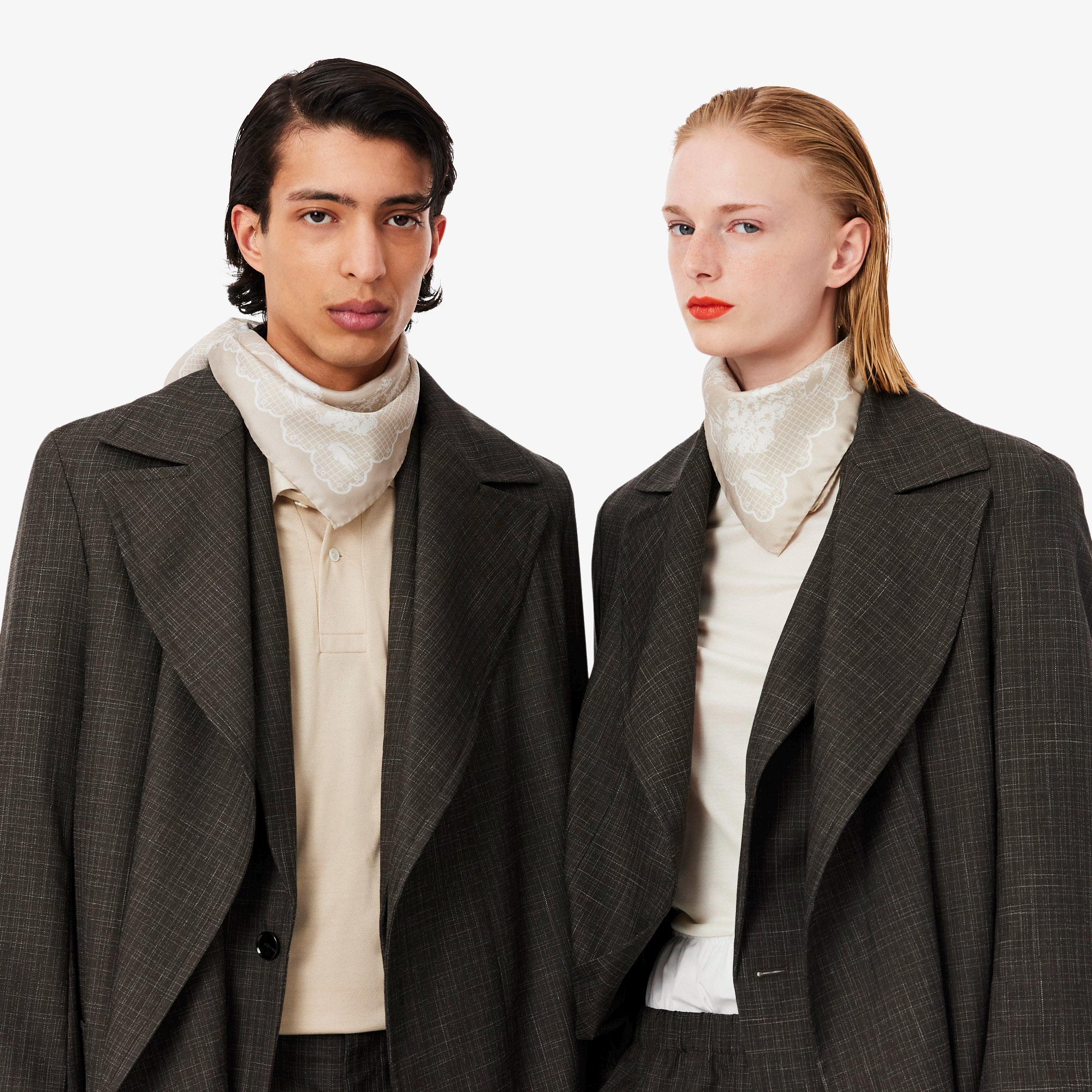 『SS26 Fashion Show』 テニスグラフィックシルクスカーフ