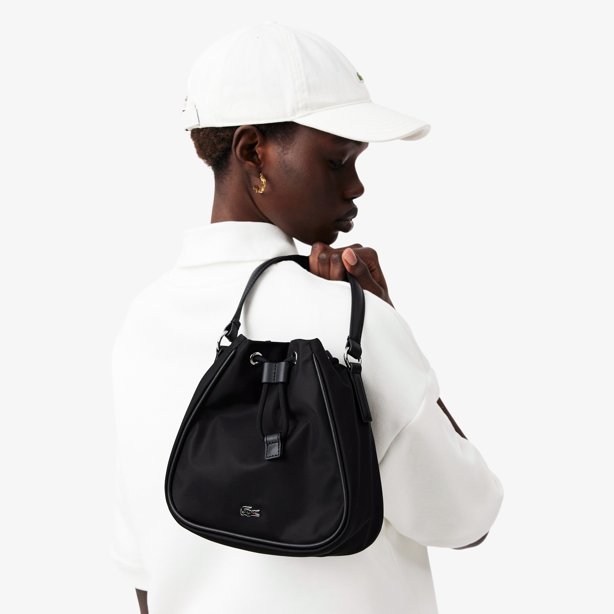 デイ イン L 巾着バケットバッグ