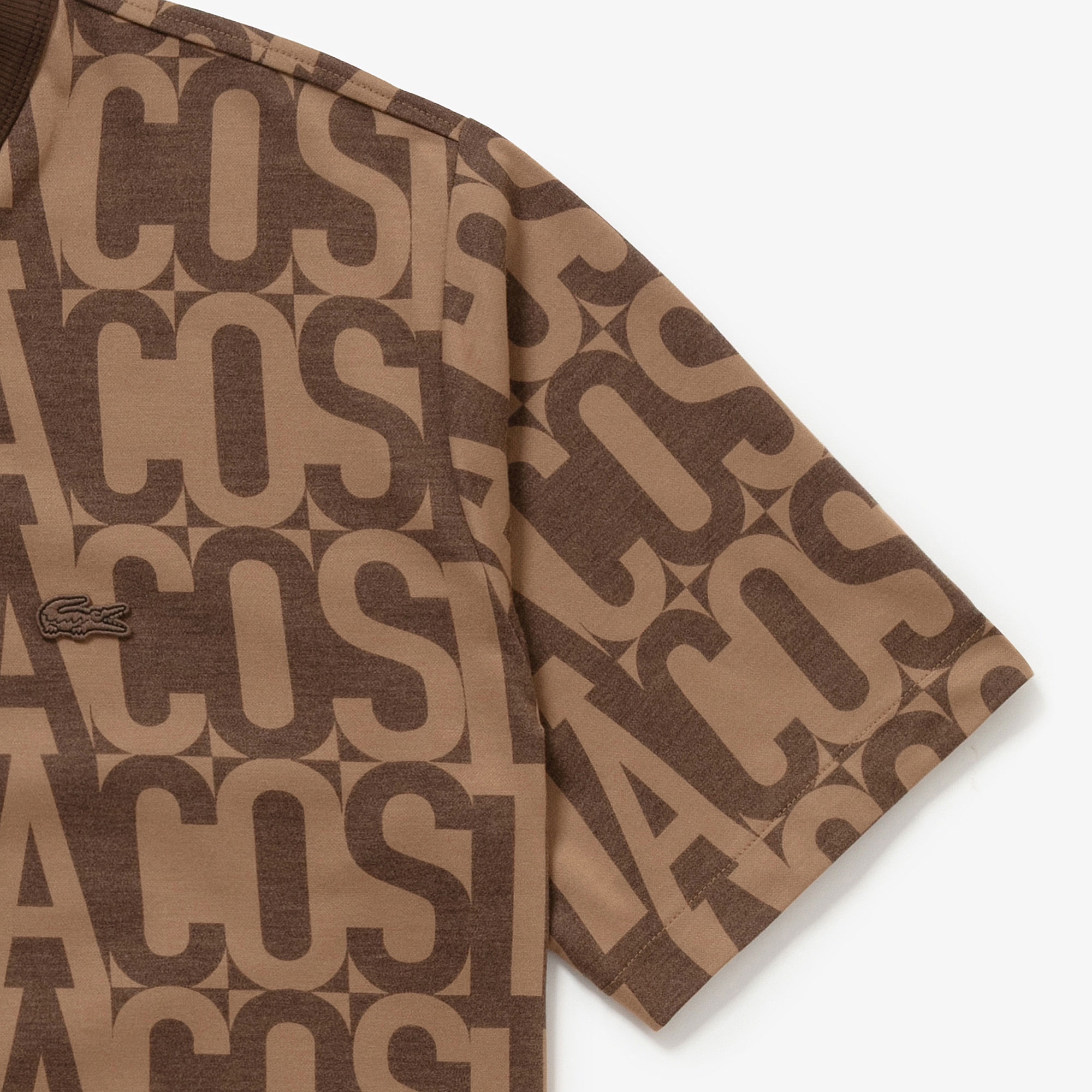 クールマックスブランドネームロゴ総柄Tシャツ