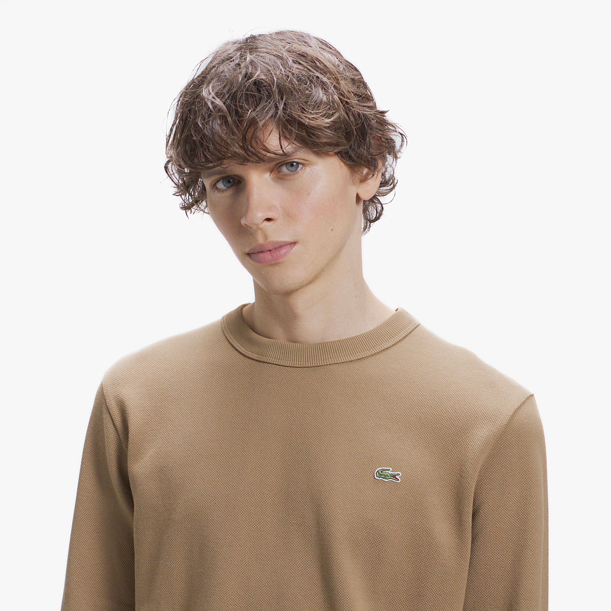 クラシックフィットロングスリーブTシャツ