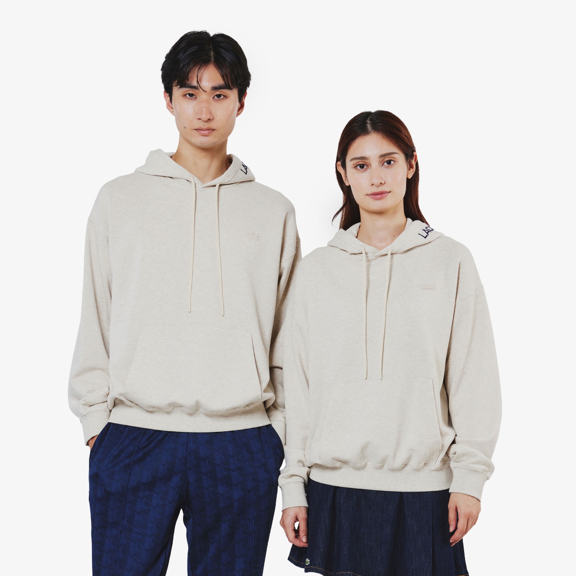 【オンライン限定】オーバーサイズ フード刺繍ロゴ バックプリント フーディー