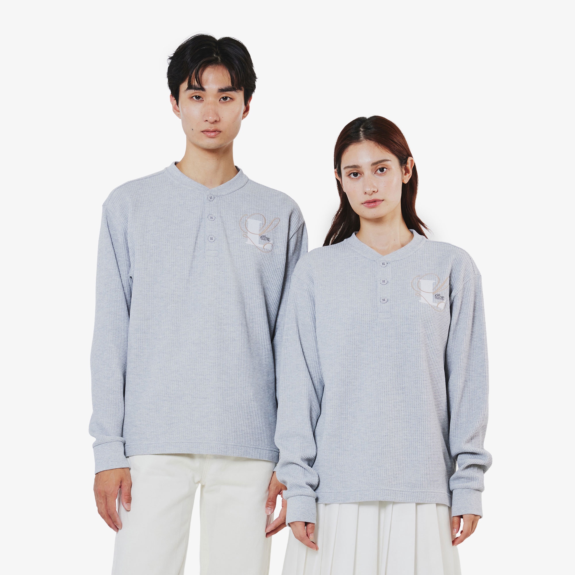 【オンライン限定】ワンポイント刺繍ロゴ ヘンリーネック ワッフルカットソー