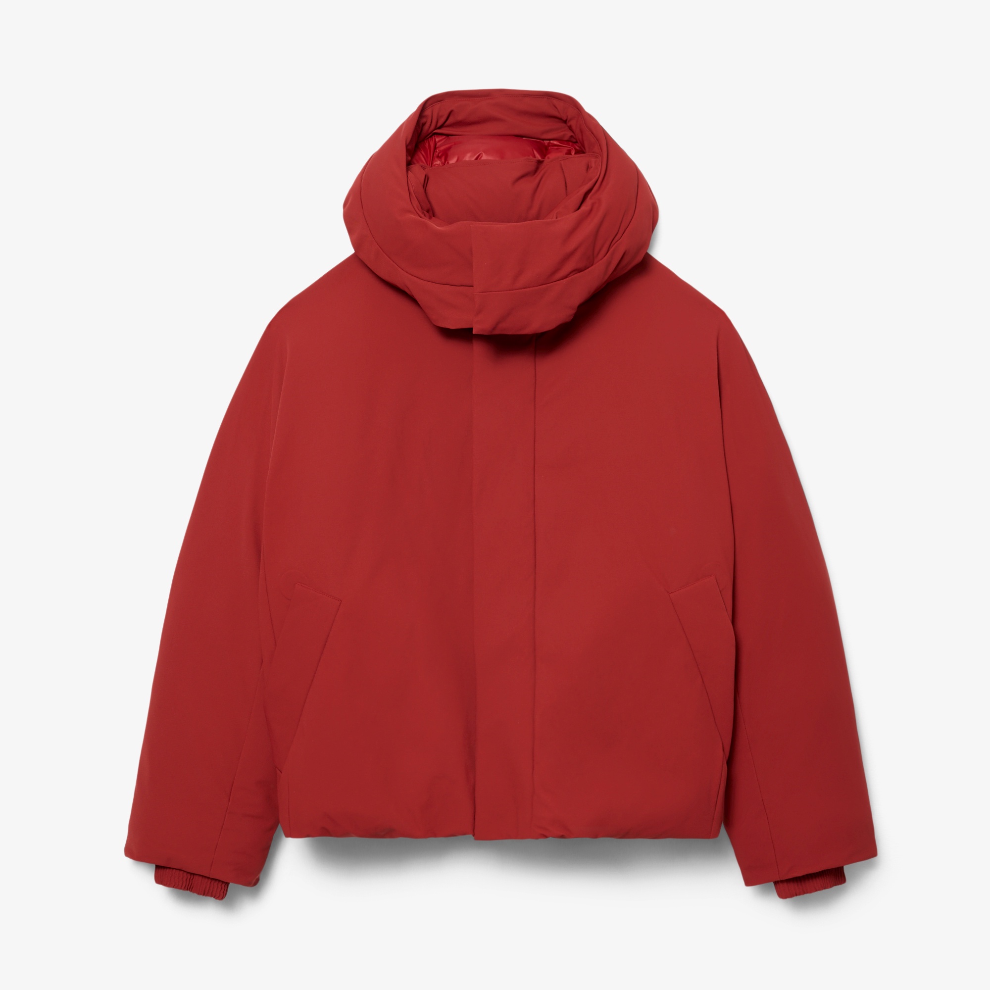 『FW26 Fashion Show』 ハイネックフーデッドパファージャケット