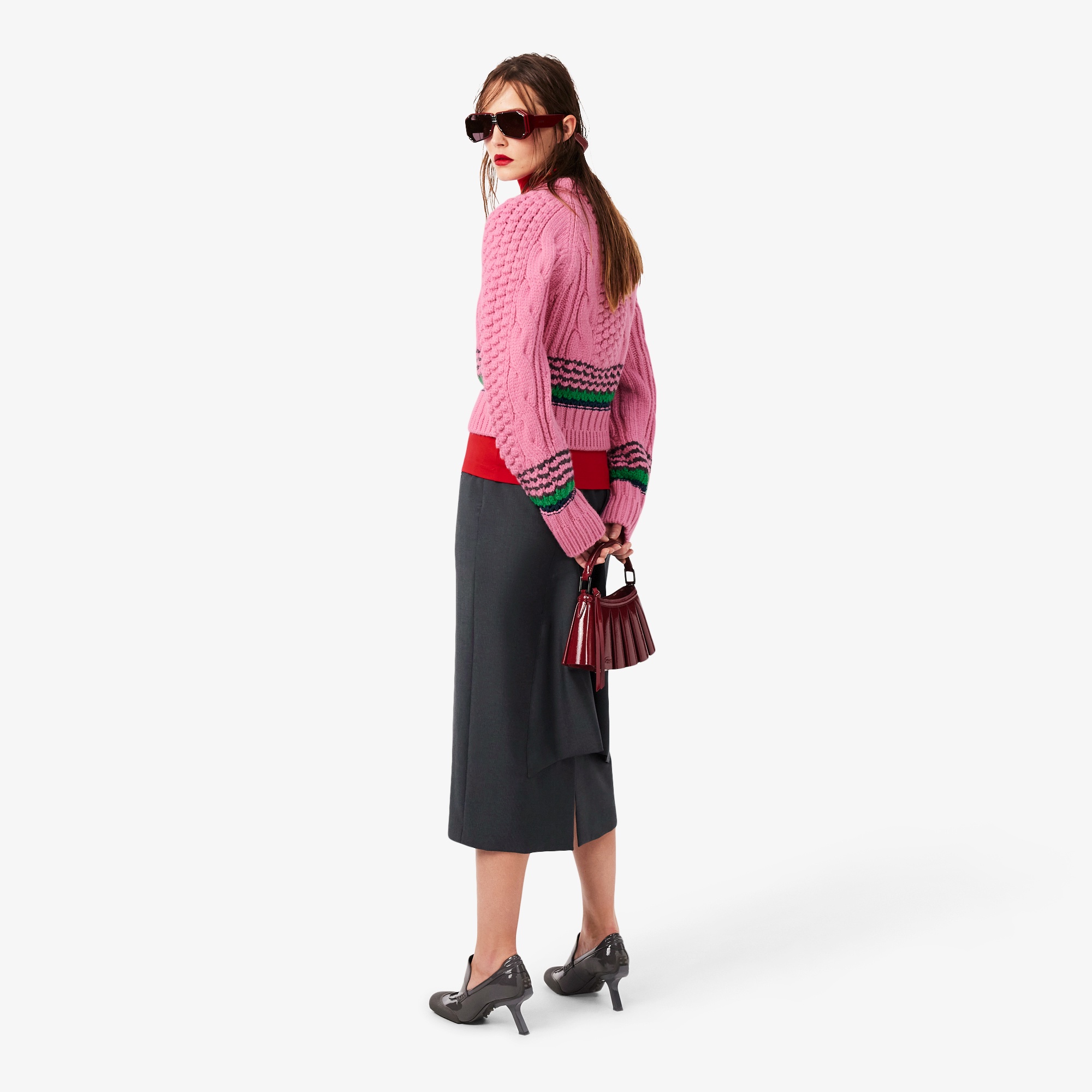 『FW26 Fashion Show』 ランラン ミニパテントレザーバッグ