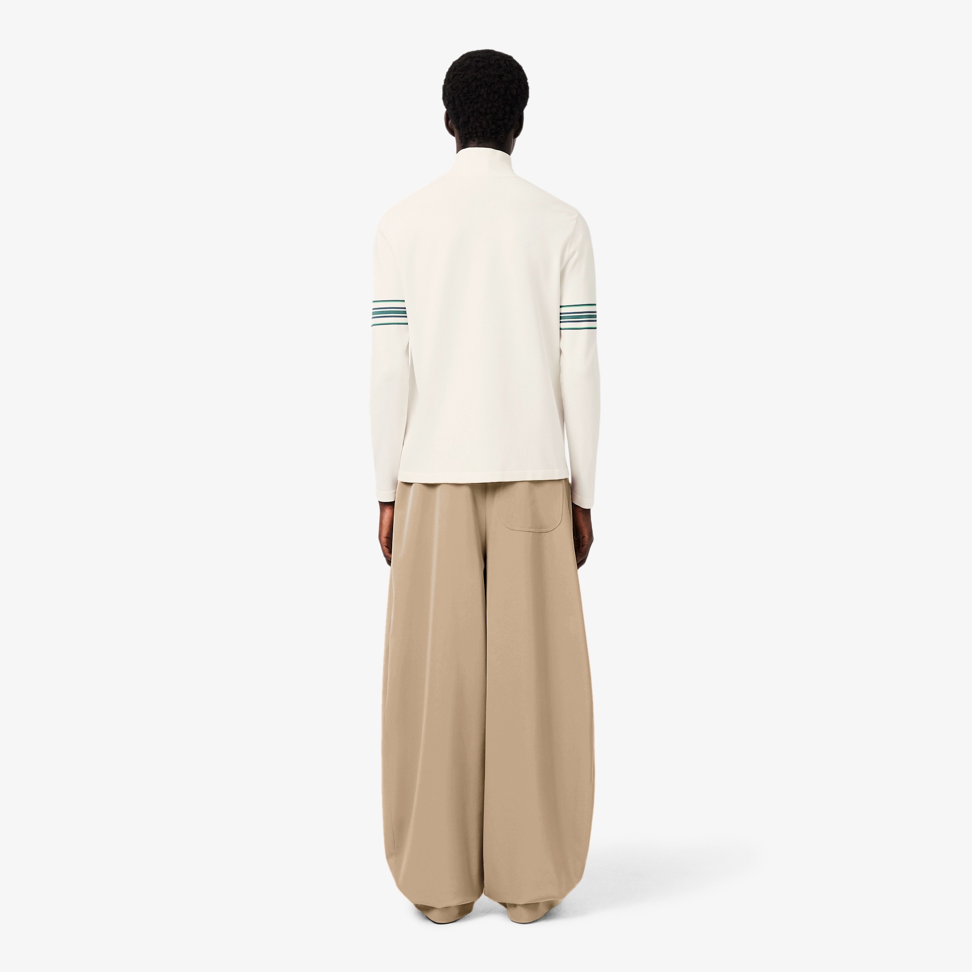 『FW26 Fashion Show』 ストレッチテーラードパンツ