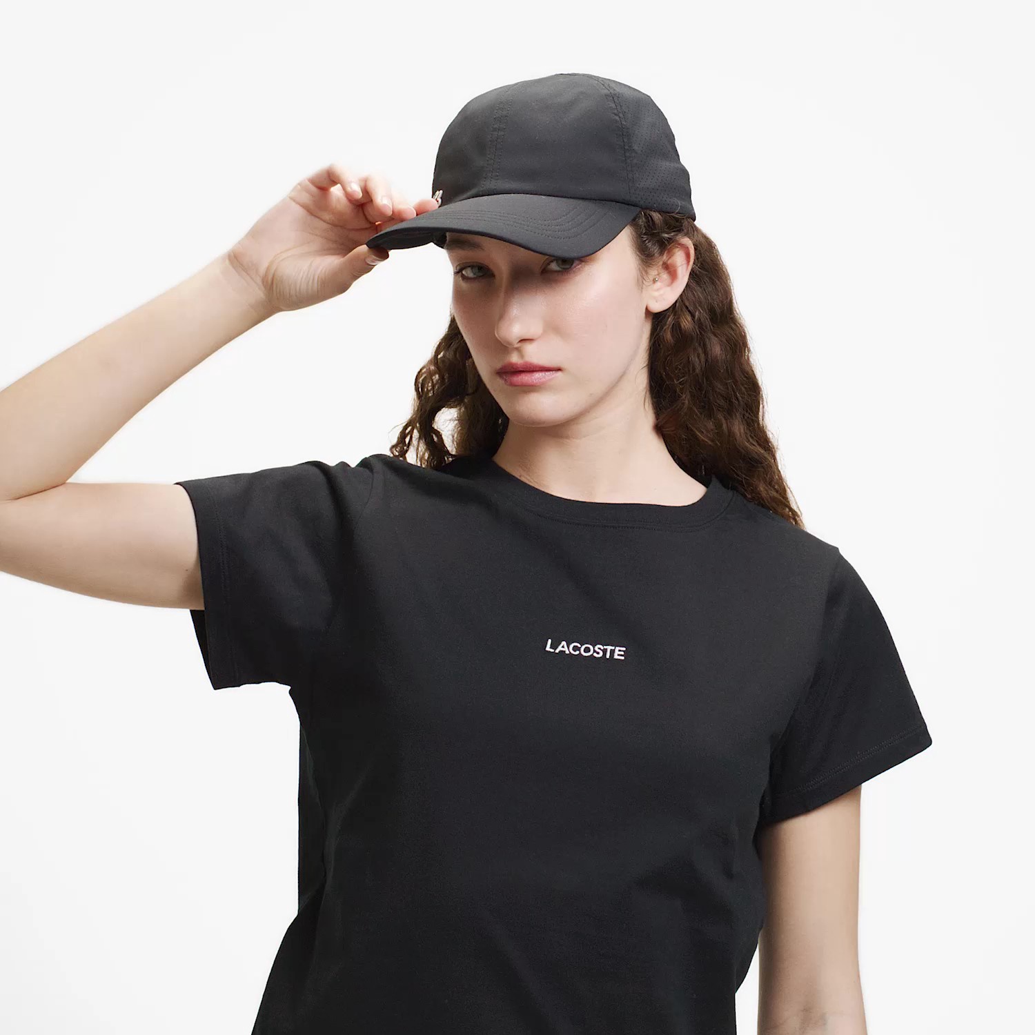 コンパクトブランドネームロゴTシャツ