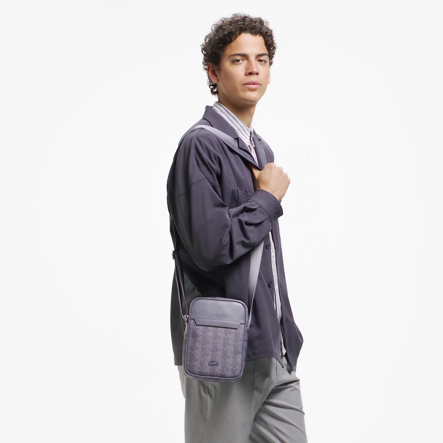 ザ ブレンド モノグラムバーティカルショルダーバッグ