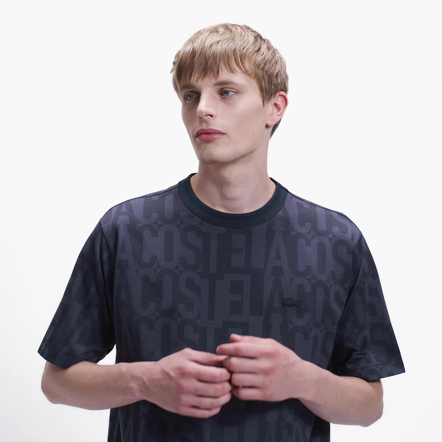 クールマックスブランドネームロゴ総柄Tシャツ