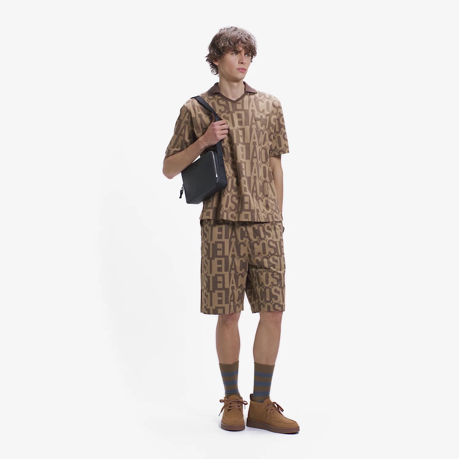 クールマックスブランドネームロゴ総柄ショートパンツ