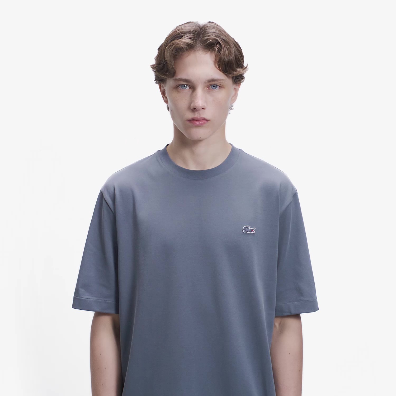 ワンポイントロゴクルーネックTシャツ